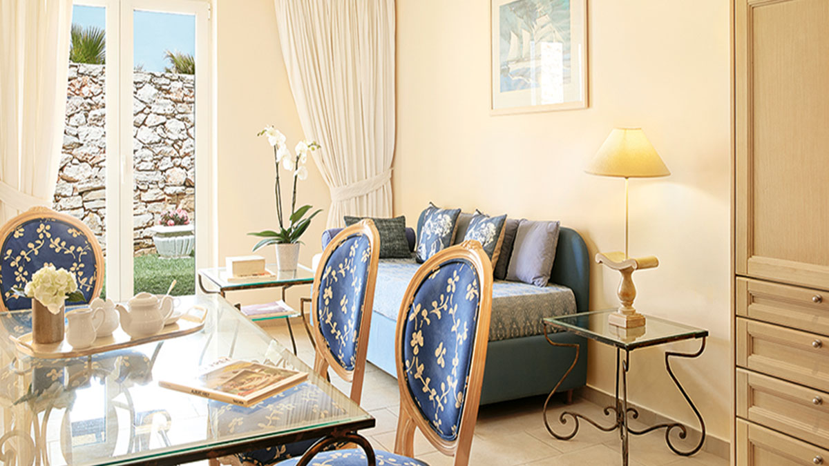 Marine Suite Family Apartment Pool/Garden View